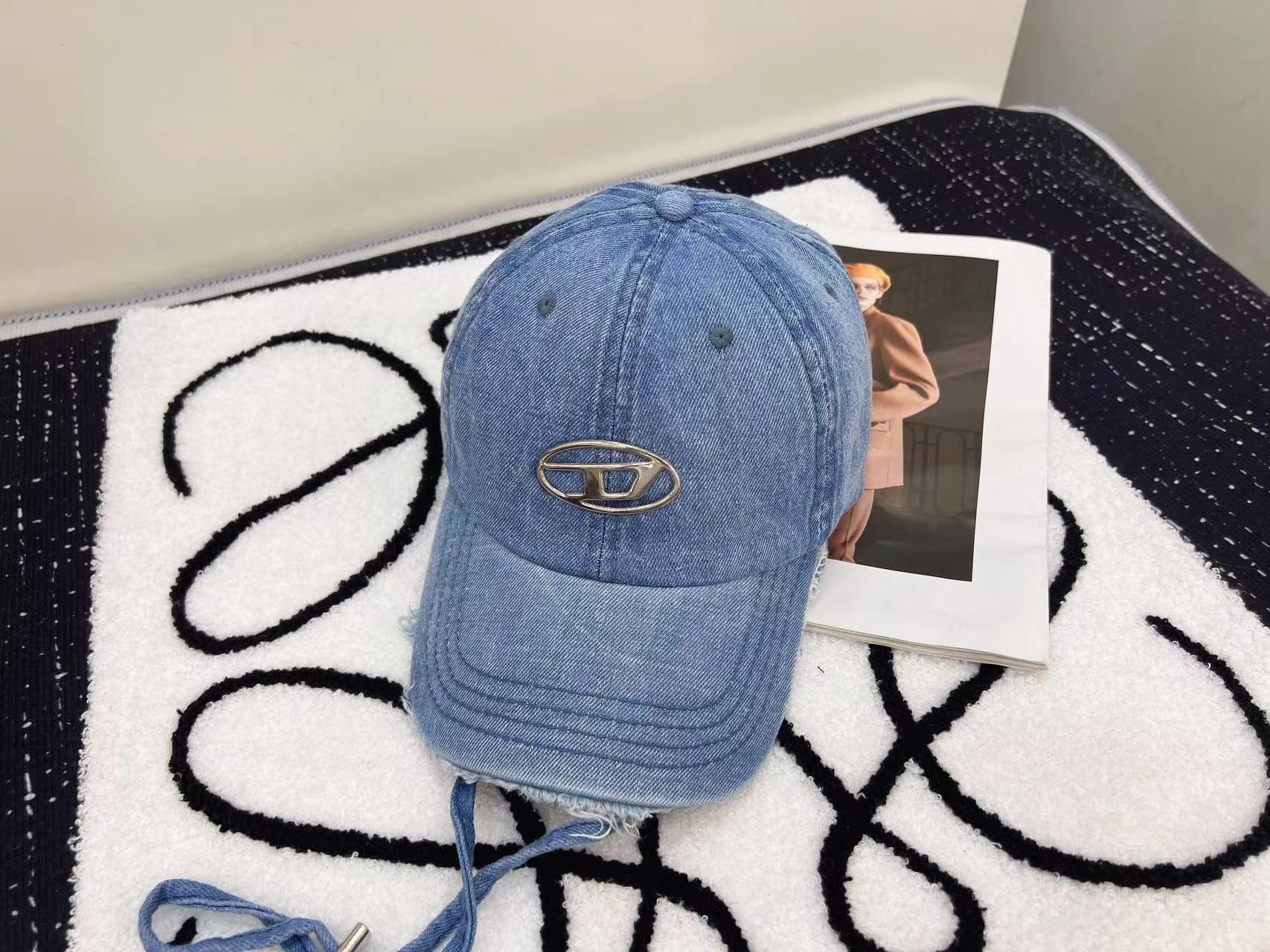 Christian Dior Caps